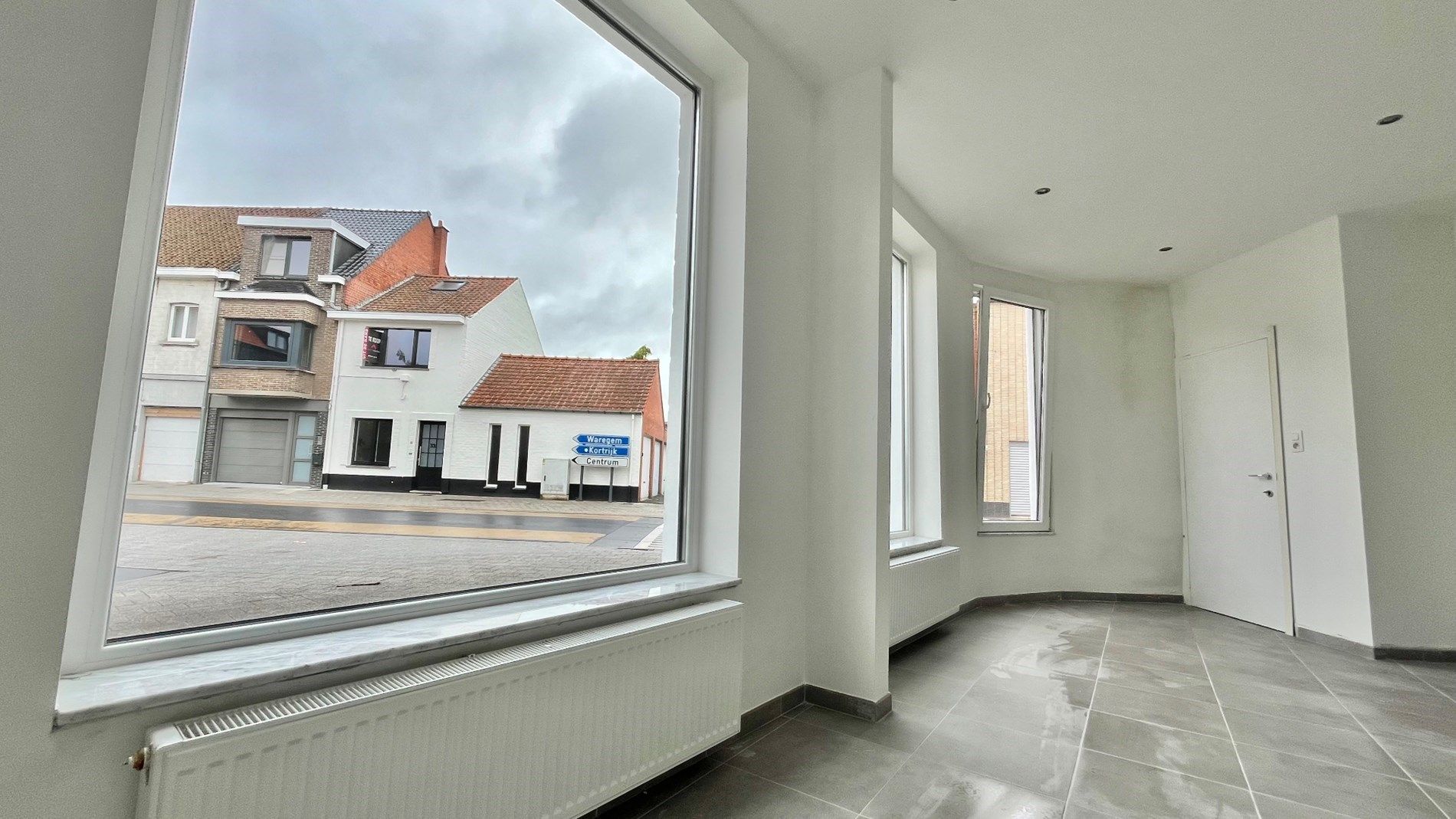 Centraal gelegen woning met commerciële ruimte en 3 kamers foto 3