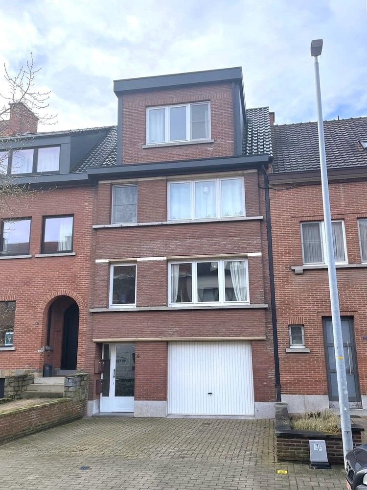 Uiterst gunstig gelegen appartementsgebouw bestaande uit 3 appartementen en autostaanplaatsen foto 22