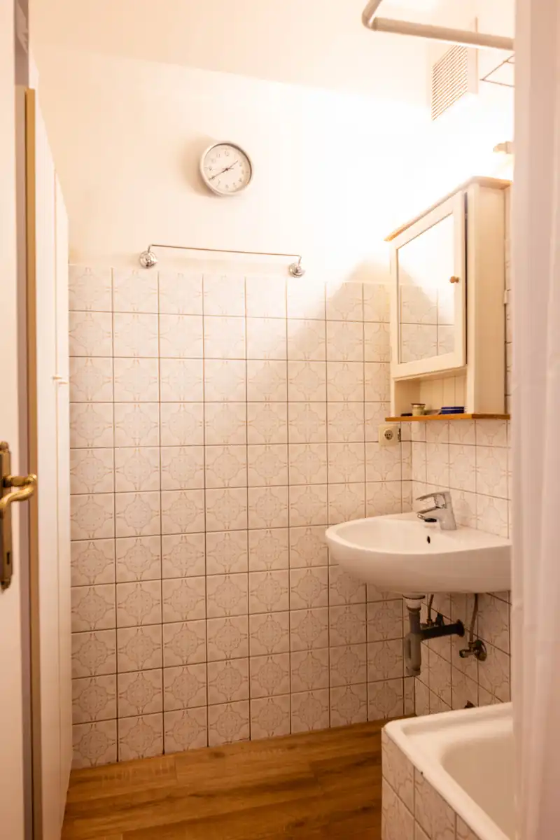 Appartement met 1 slaapkamer en balkon foto 8