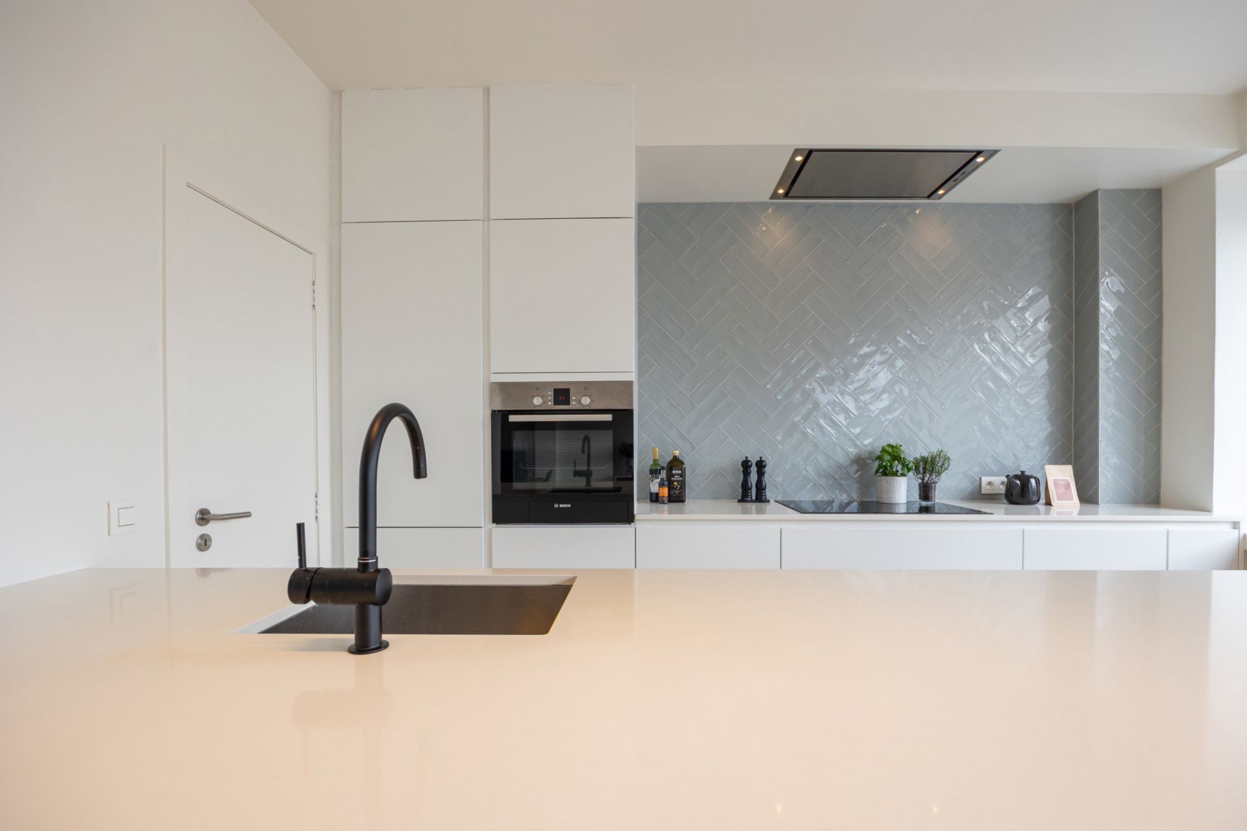 Hip appartement op het toffe Zuid foto 4