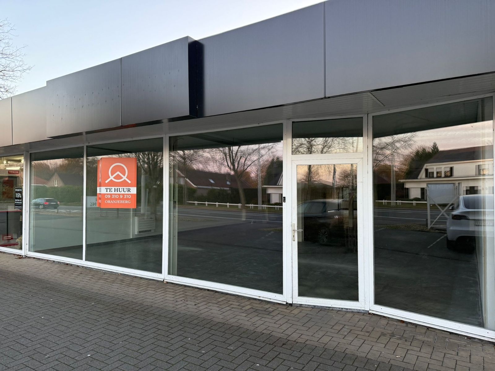 Handelsruimte langs de N9 – Lievegem foto 2