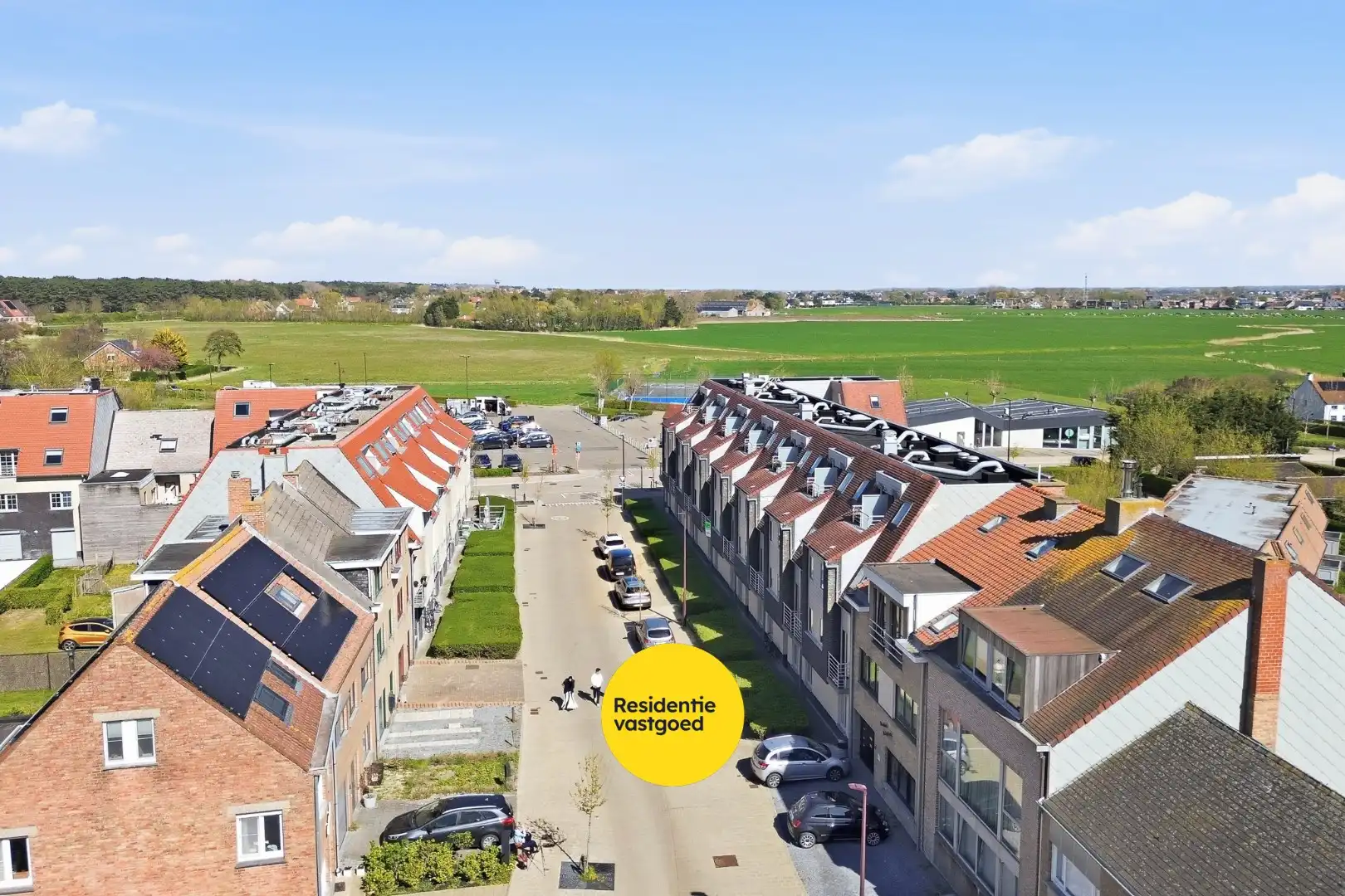 Instapklaar appartement met balkon op topligging vlakbij strand en zee - De Haan  foto 2