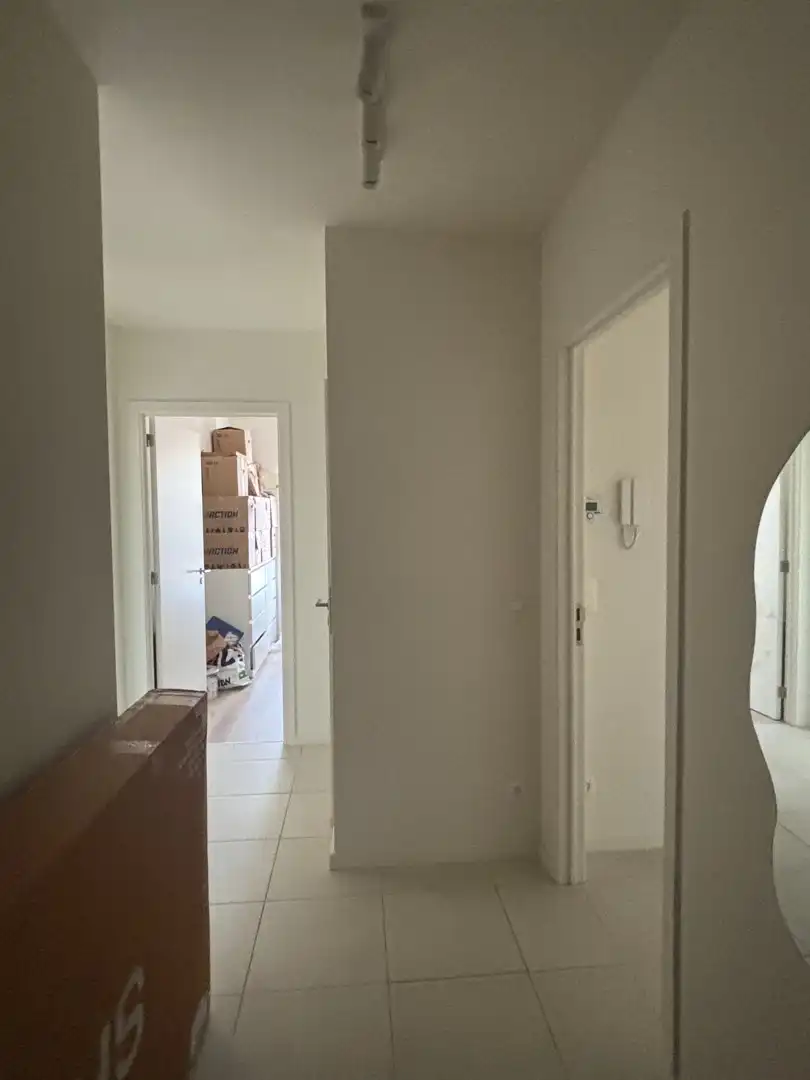 Stijlvol gelijkvloers appartement te Huur in Zellik - Perfect voor een Moderne Levensstijl! foto 6