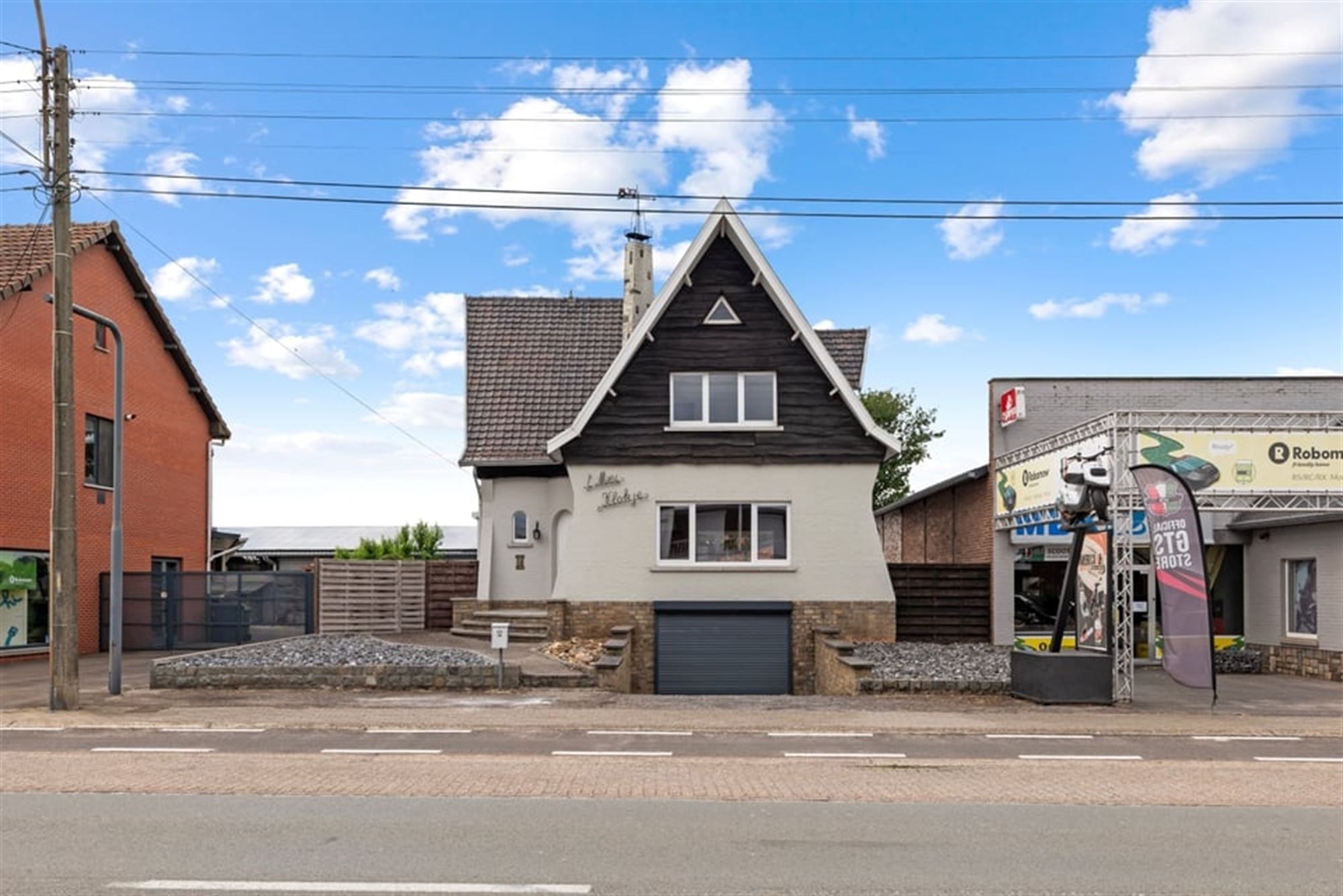 OPEN BEBOUWING MET 3 SLKS EN GARAGE IN ZEPPEREN foto {{pictureIndex}}