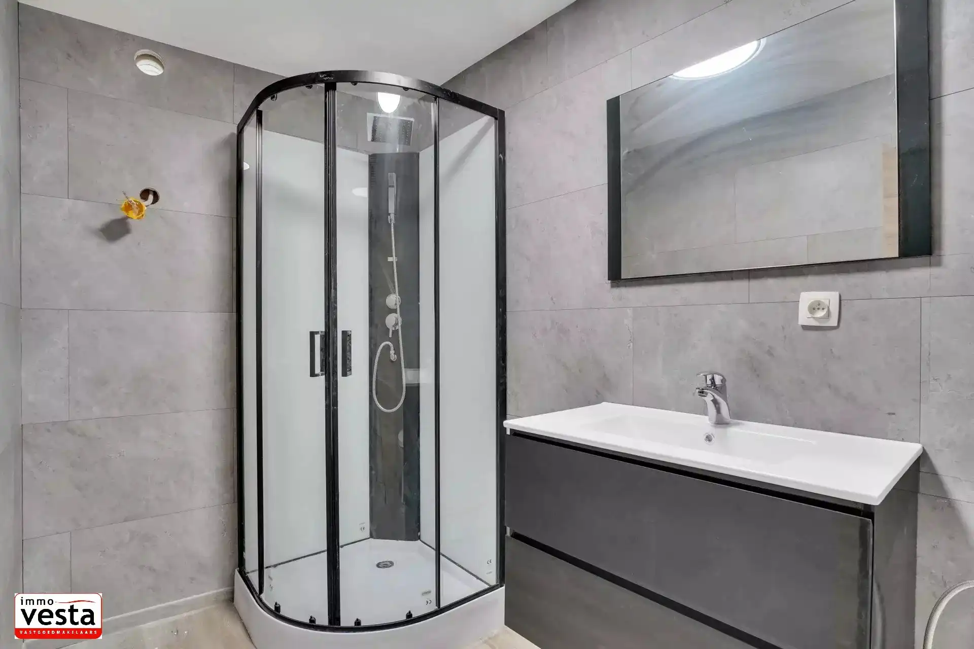 Gerenoveerde stadwoning in centrum foto 5