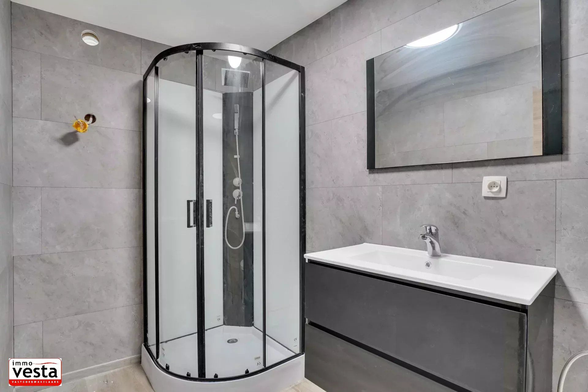 Gerenoveerde stadwoning in centrum foto 5