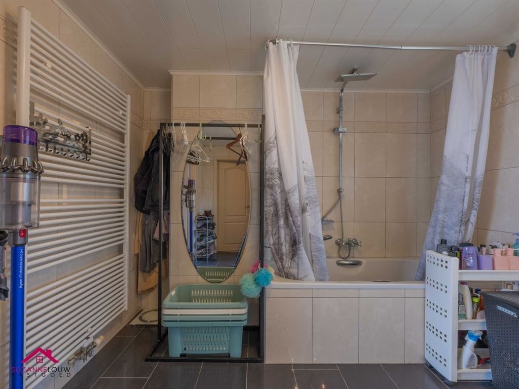 Vrijstaande woning op ruim perceel foto 25