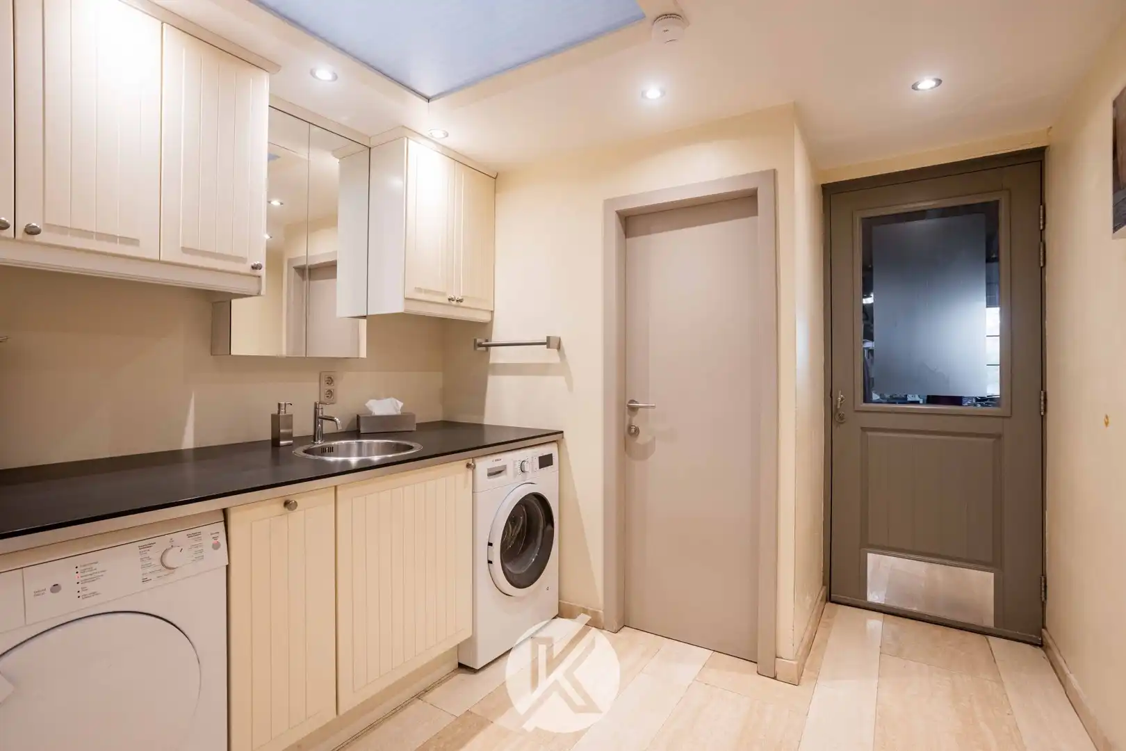 Charmante halfopen woning met ruime loods van 130 m² foto 16