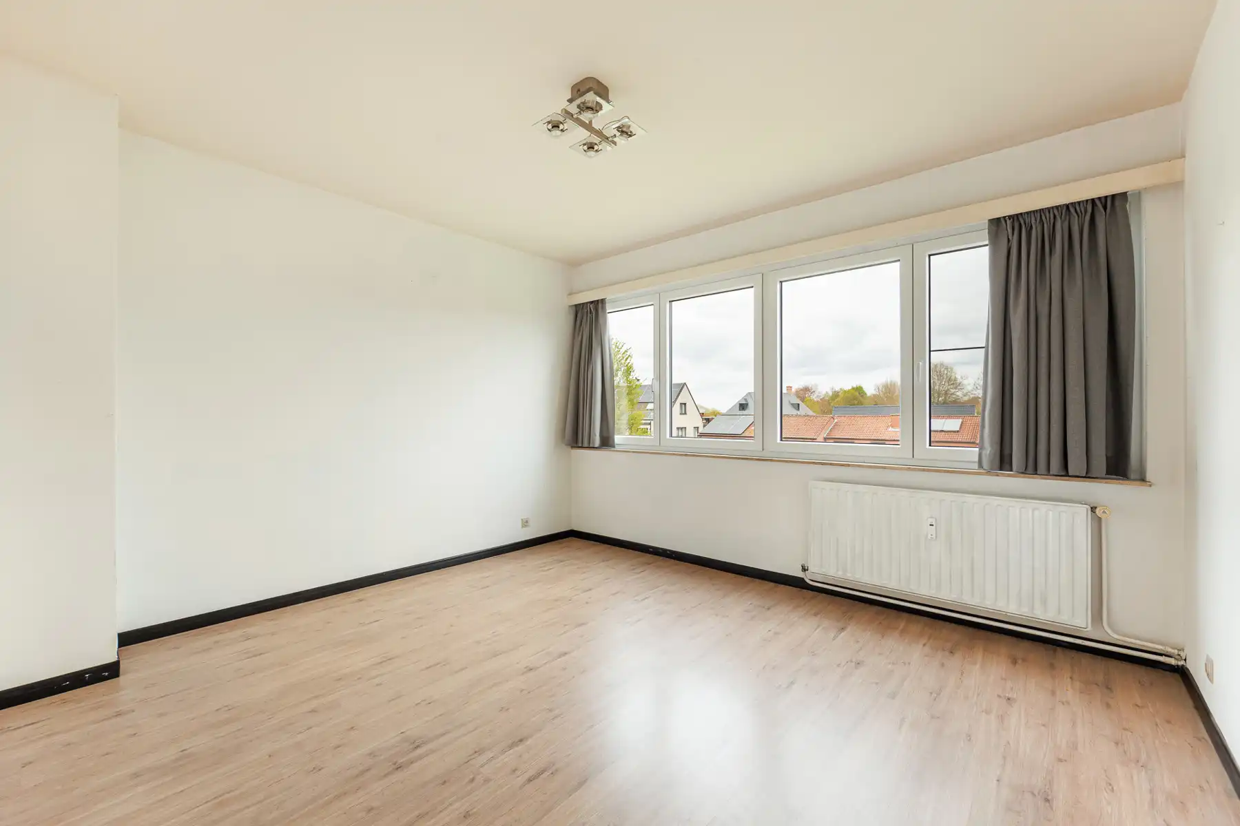 TE RENOVEREN APPARTEMENT GRENS HOVE-BOECHOUT foto 9