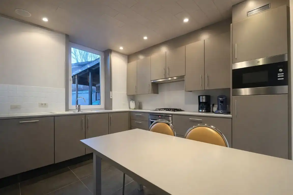 Ledegem - Instapklare halfopen woning foto 5