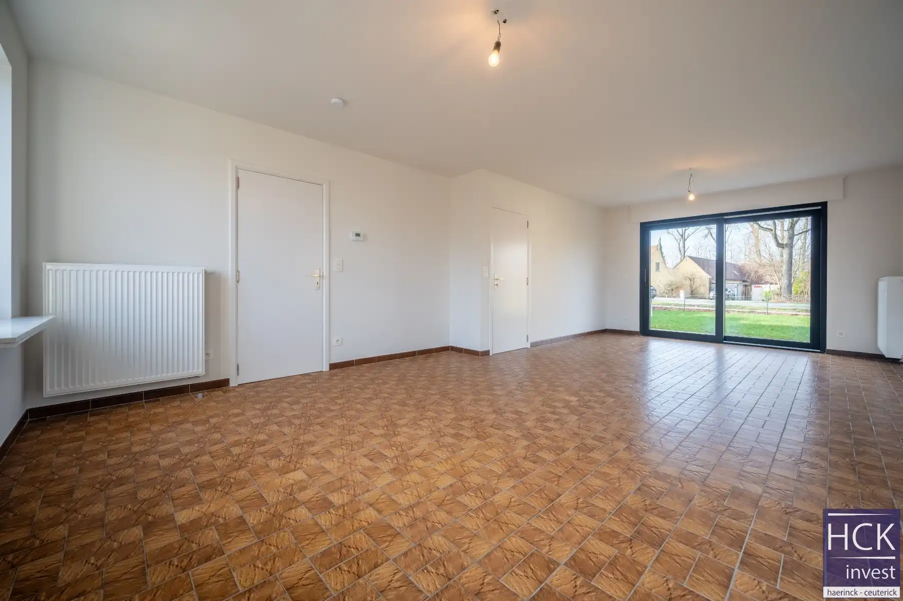 OUDENAARDE - Gerenoveerde woning met 3 SLPK aan de voet van de Koppenberg foto 5