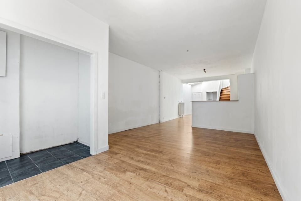 CHARMANTE, INSTAPKLARE STADSWONING MET 4 SLAAPKAMERS IN HARTJE TONGEREN foto 4