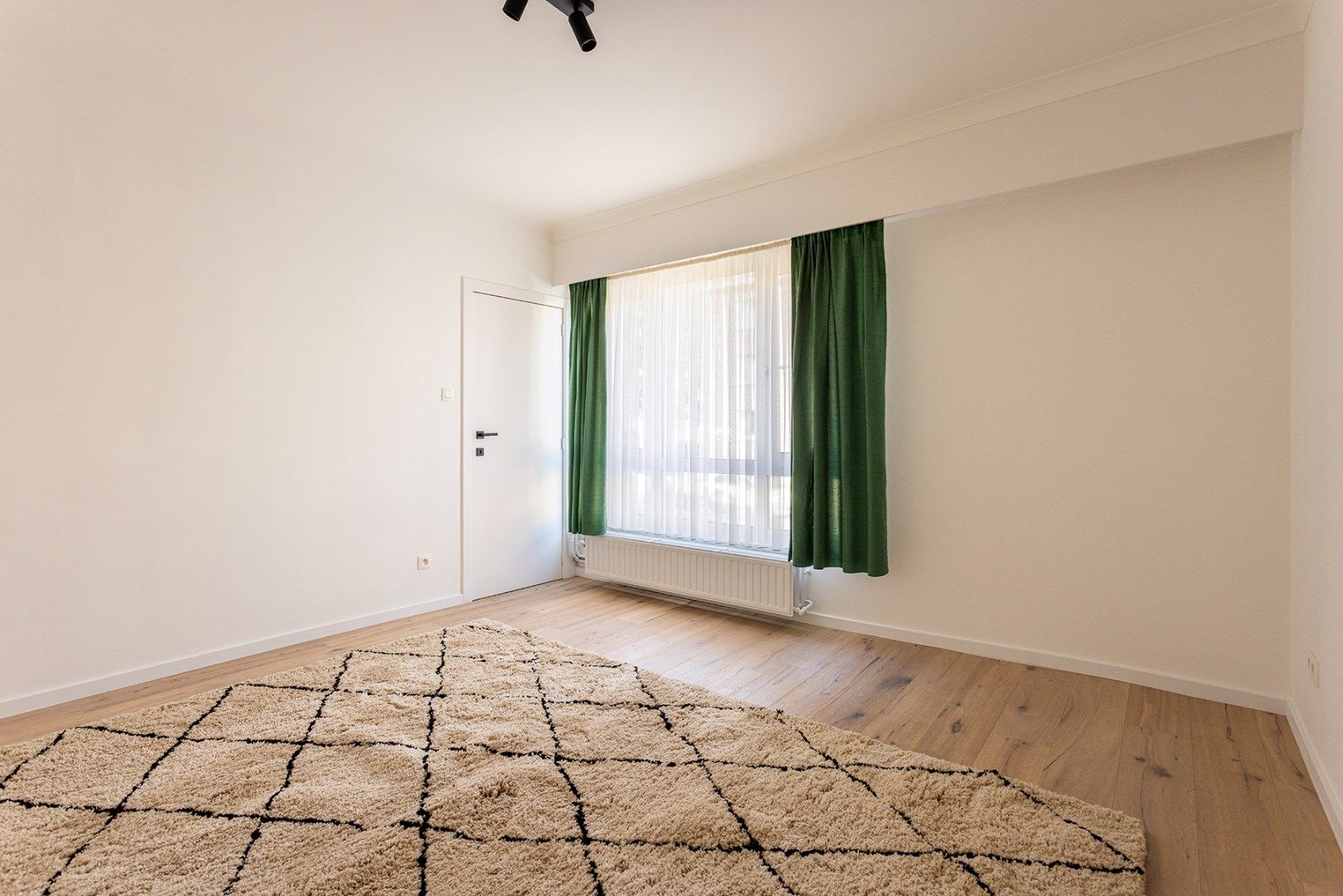 Charmant gelijkvloers appartement met 2 slaapkamers! foto 7