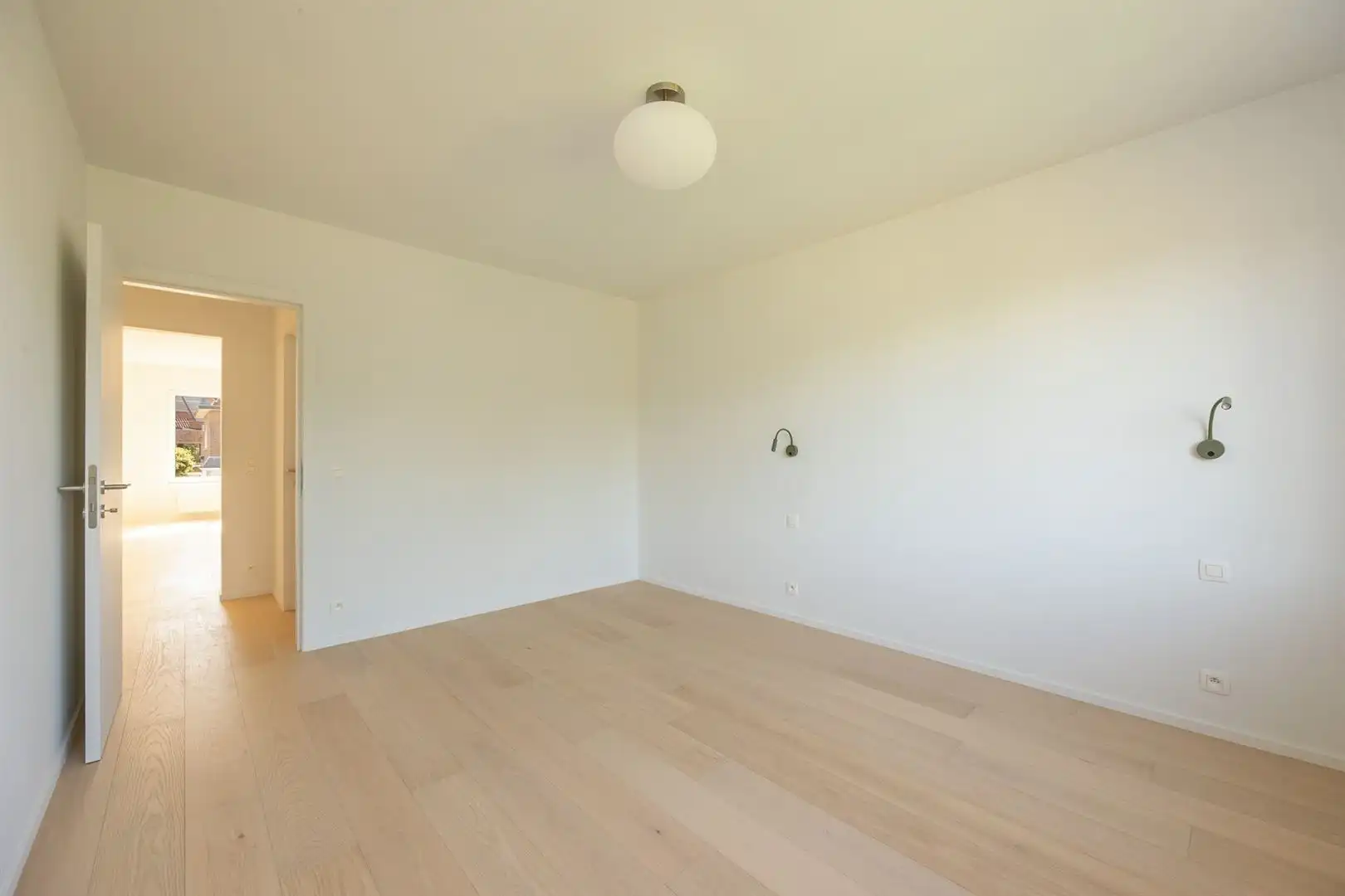 Gerenoveerd blokje met 3 Appartementen foto 14