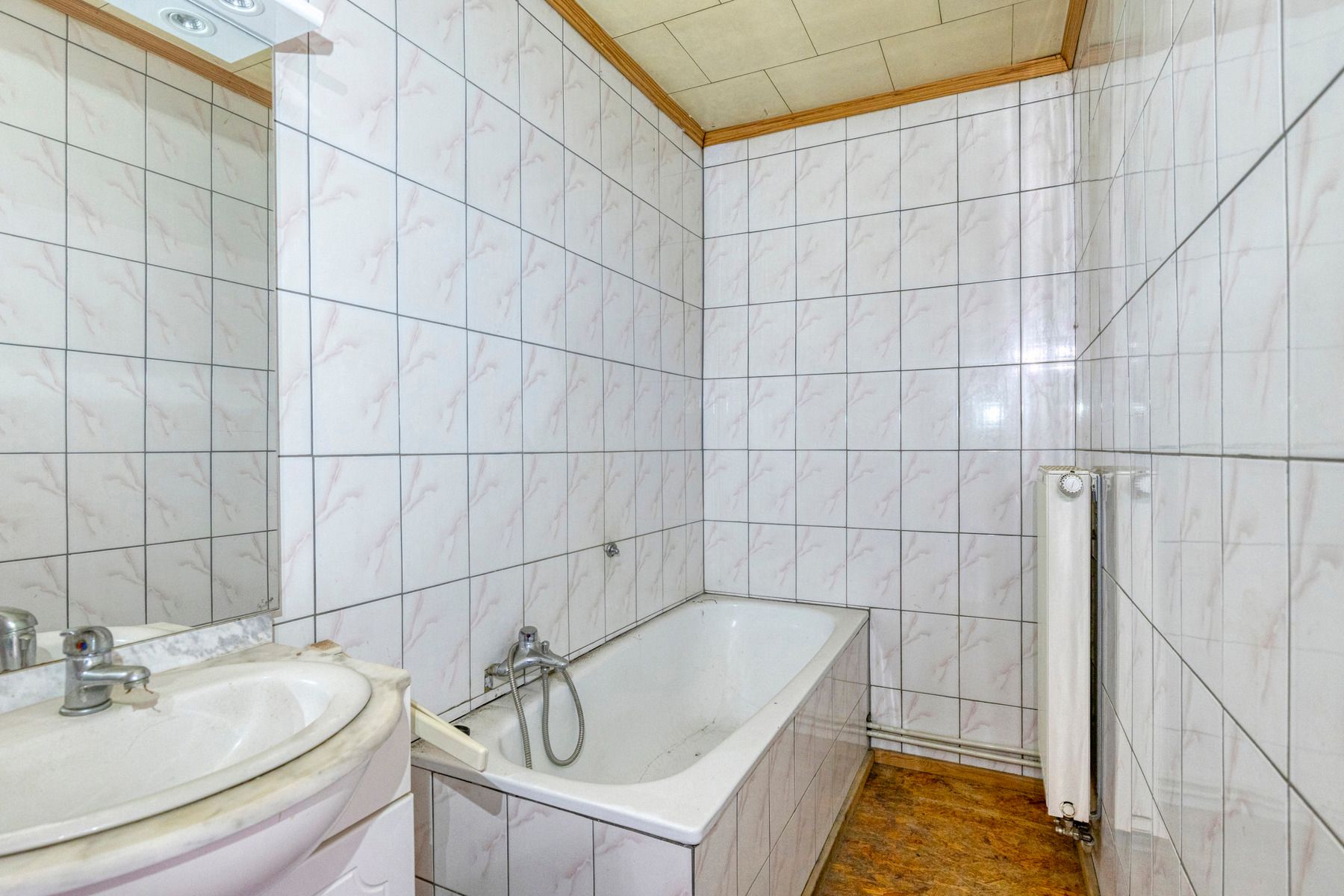 Woning met loods/grote garage en veel potentieel! foto 19