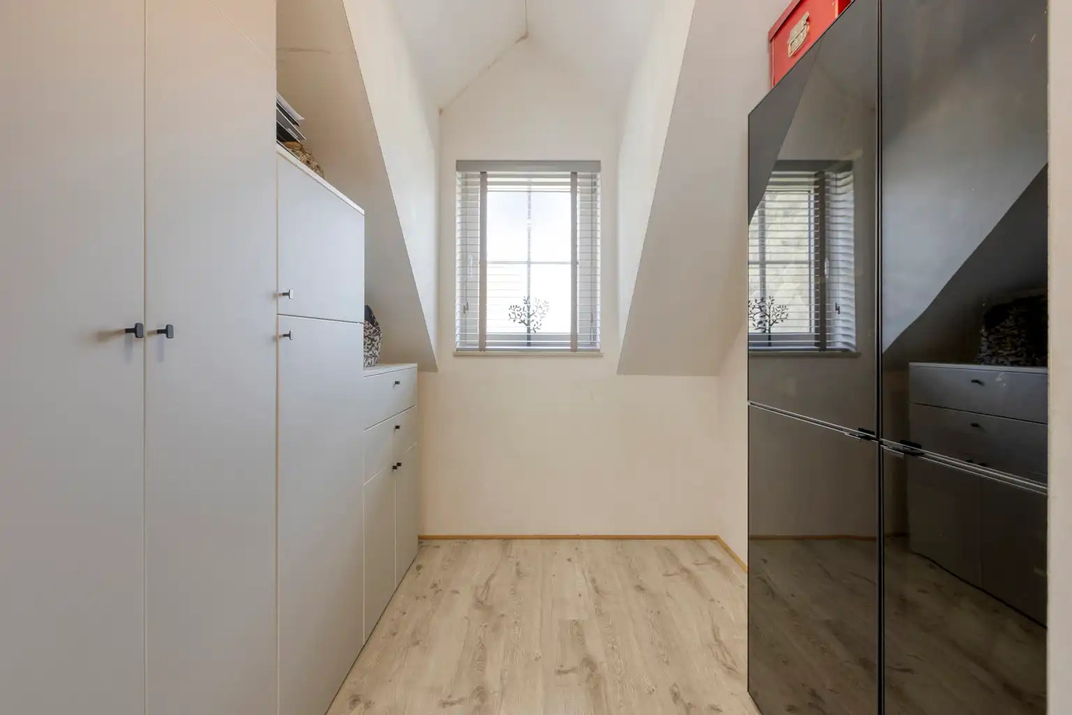 Mooie, recente woonst met tuin op een rustige locatie  foto 19