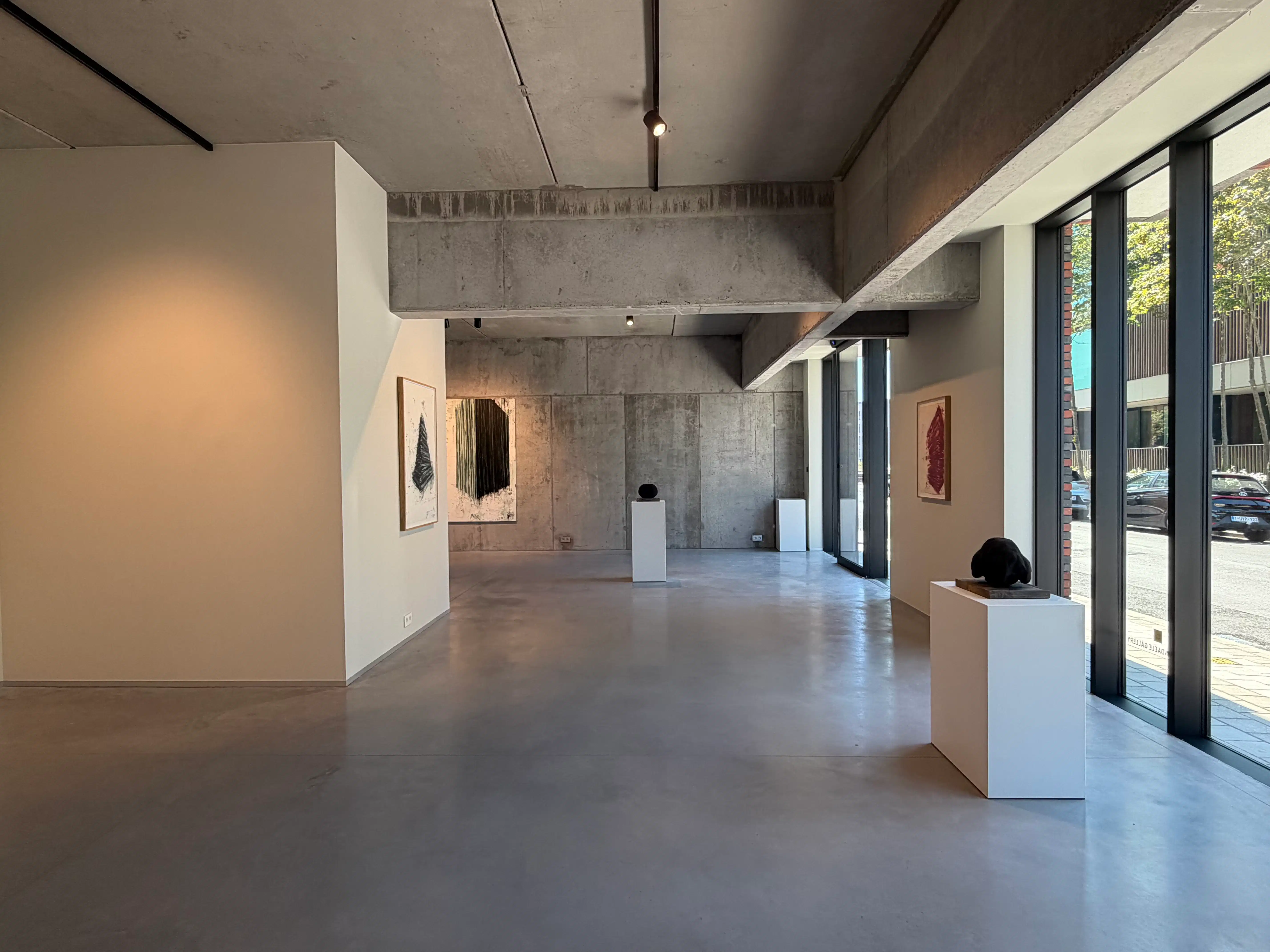 KUNST IN HUIS foto {{pictureIndex}}