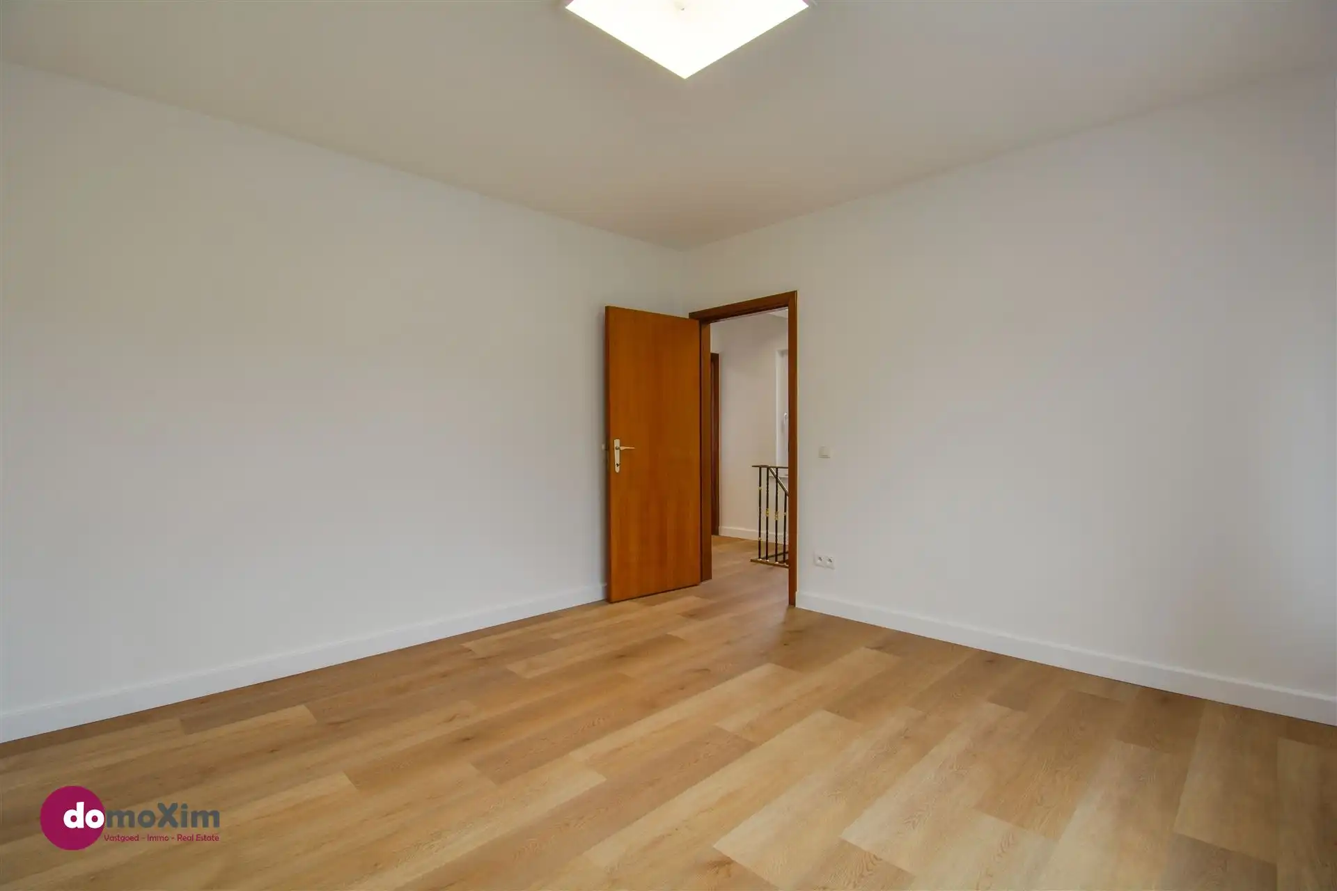 Charmante, recent gerenoveerde woning met 4 slaapkamers in Baal foto 12