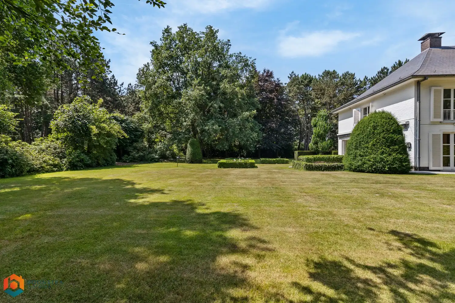 Prachtige en unieke villa (647 m² bewoonbaar) op een perceel van 33.747 m² te Lier foto 14