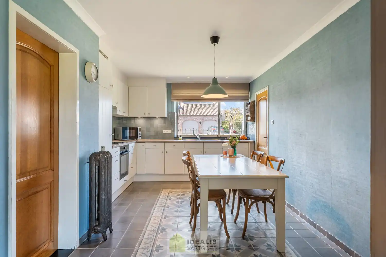 IDEALIS VASTGOED – Goed onderhouden en aangename gelijkvloerse woning met 2 slaapkamers op een prachtig, ruim en uiterst breed perceel foto 19