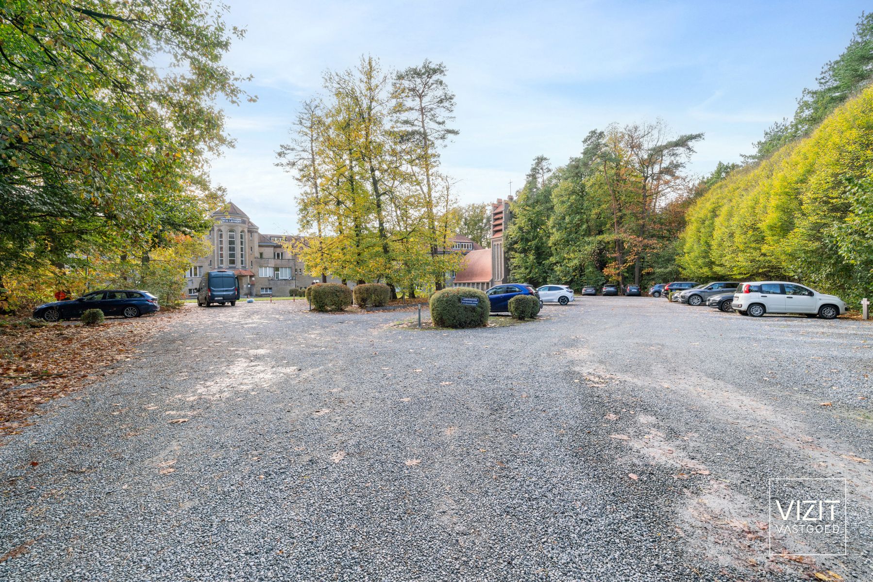 Gelijkvloersappartement met tuin in uniek art-decopand foto 15