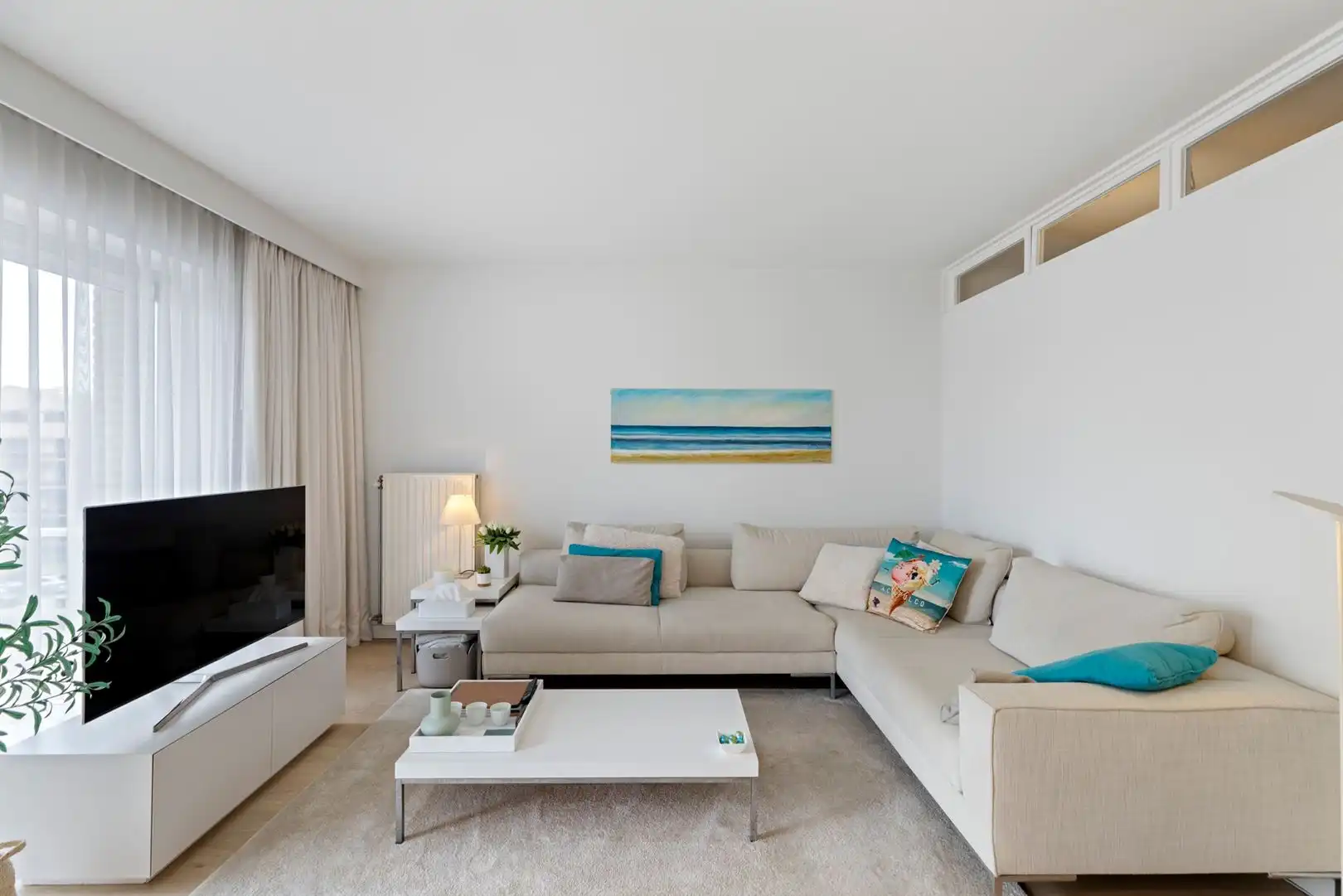 Bjzonder mooi afgewerkt appartement in topgebeouw foto 2