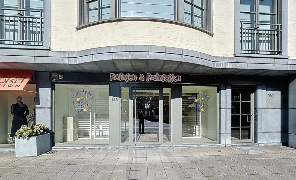 Commerciële ruimte te huur foto 2