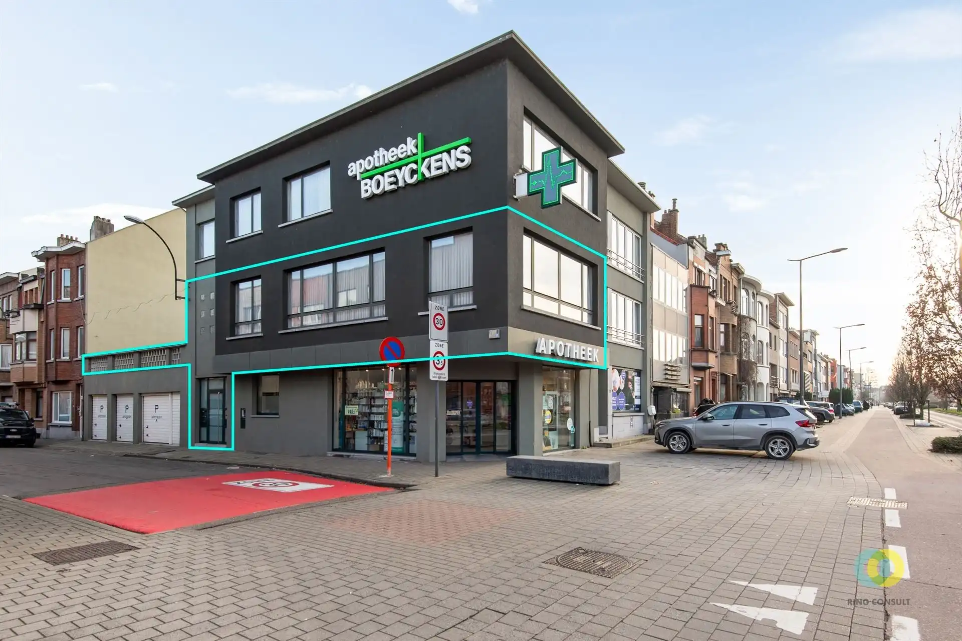 Zeer ruim appartement met groot terras foto 15