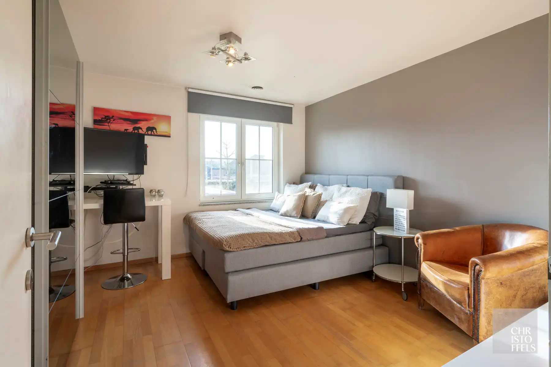 Tijdloze elegante villa met praktijkruimte (422 m²) op perceel van 1.672 m² foto 14