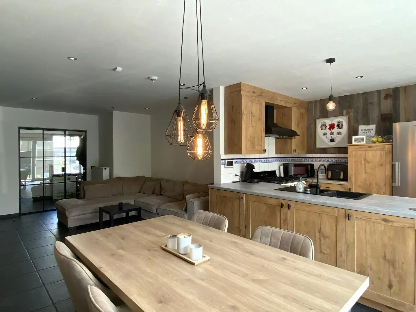 RECENTE WONING MET LANDELIJKE ASPECTEN | 4 SLPKS | GARAGE | TUIN foto 2