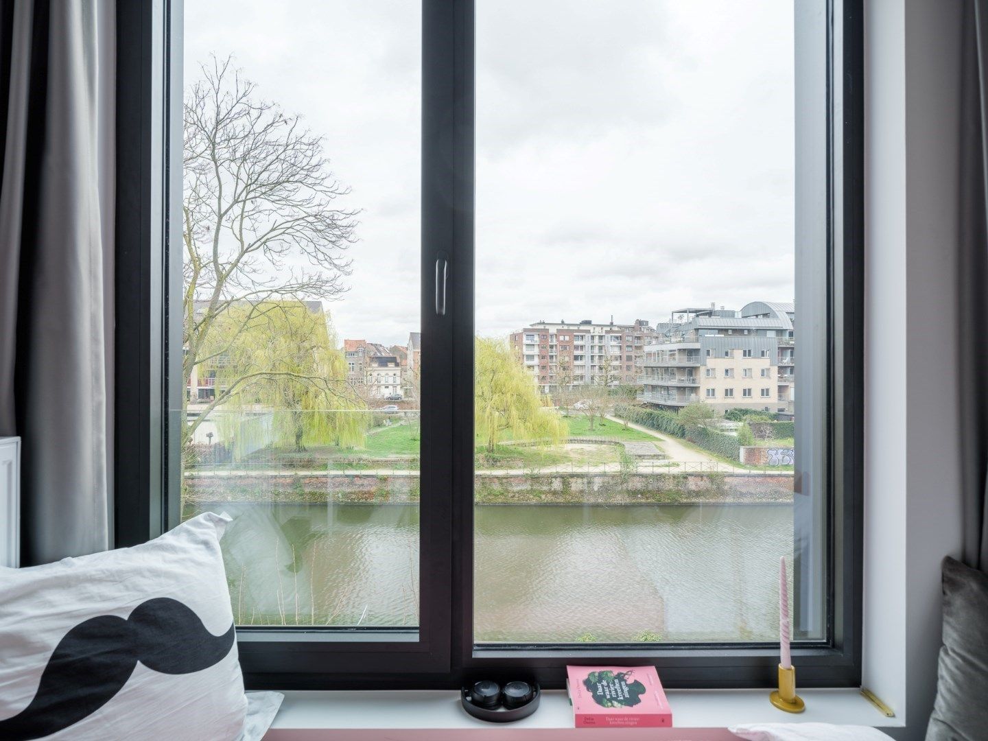 Veilig en future proof investeren in studentenhuisvestiging op een A-locatie foto {{pictureIndex}}