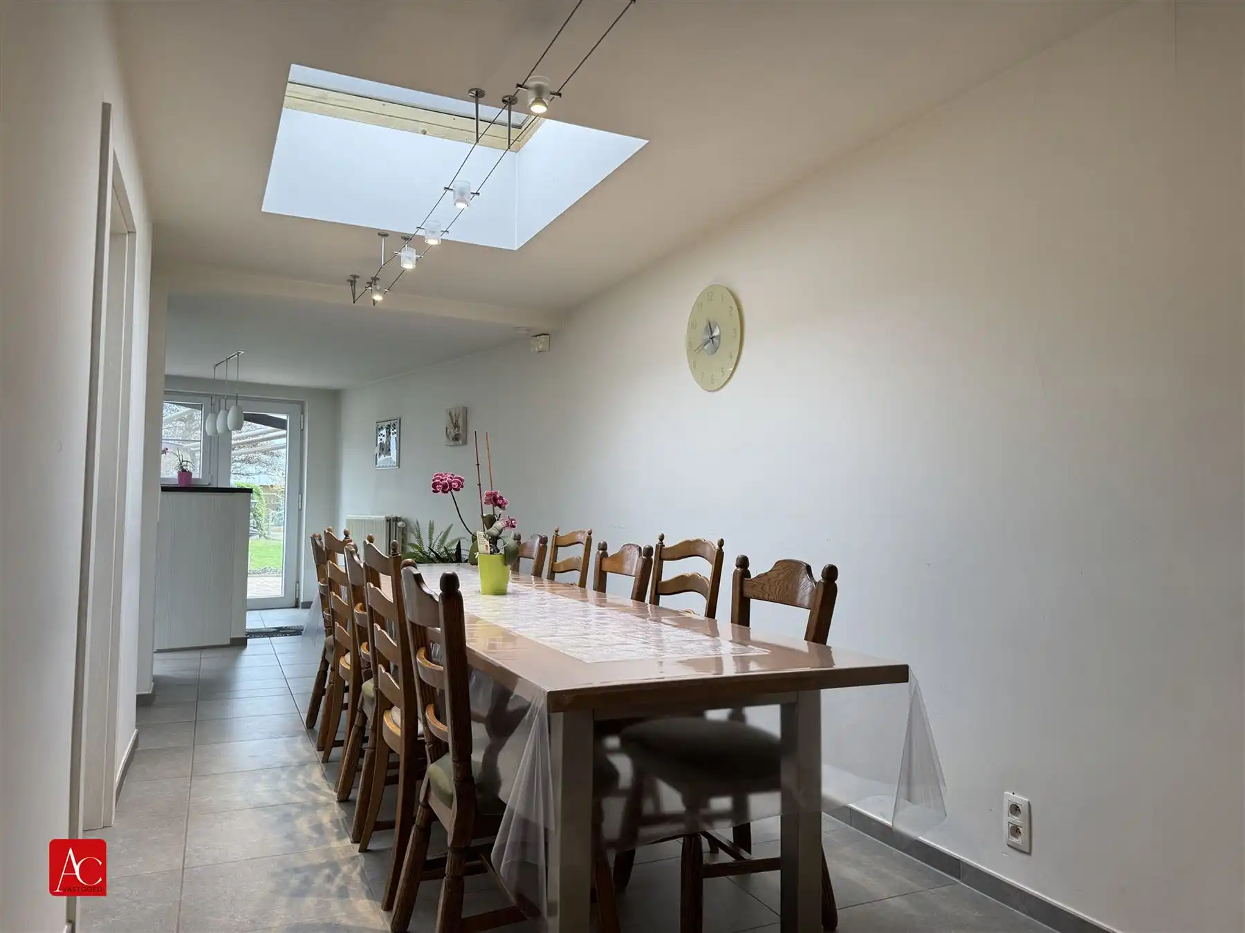 Instapklare ééngezinswoning met 4 slaapkamers foto 9