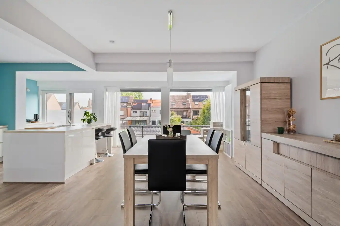 Prachtig gerenoveerde bel-etagewoning met 3 slpk., garage én gezellige tuin foto 5