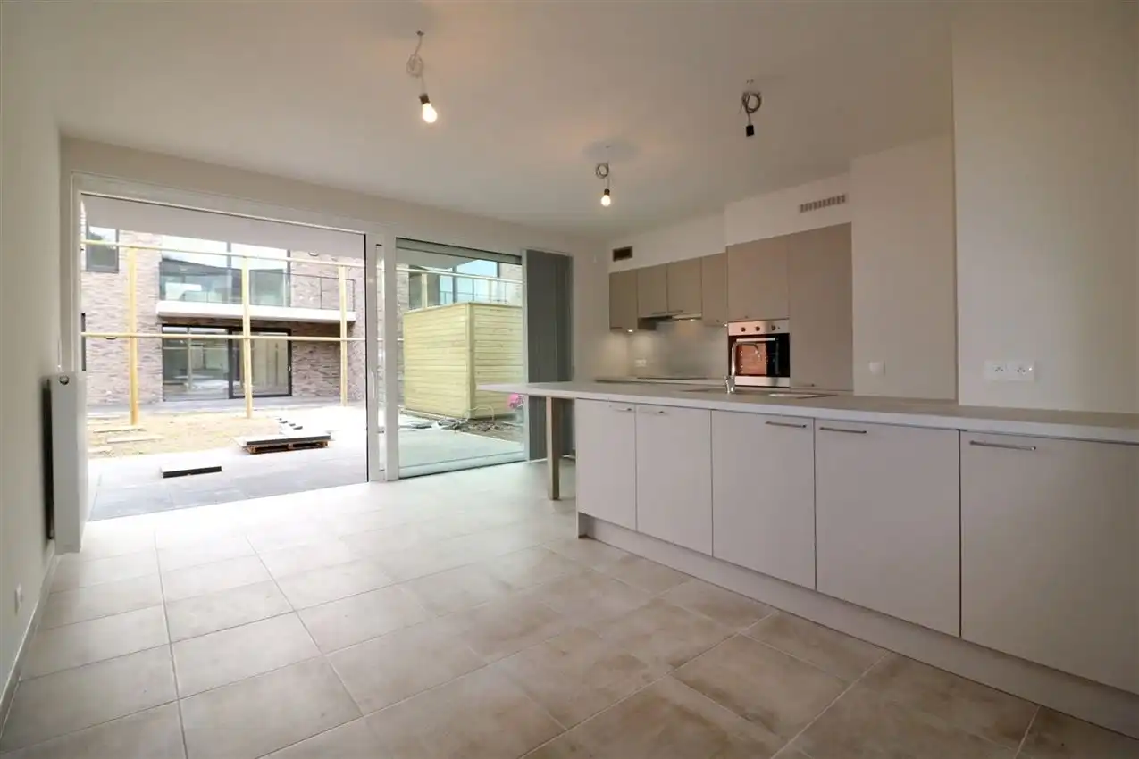 Gelijkvloers appartement, 2 slpk., autostaanplaats foto 10