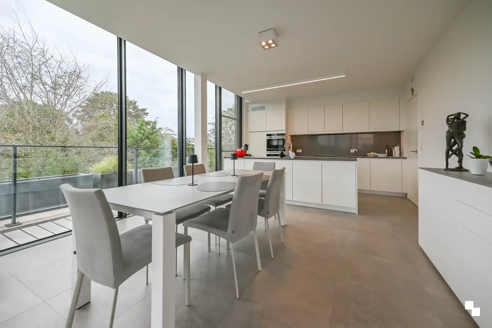 Uniek & bijna energieneutraal penthouse met riant terras te Bosmolens foto 8