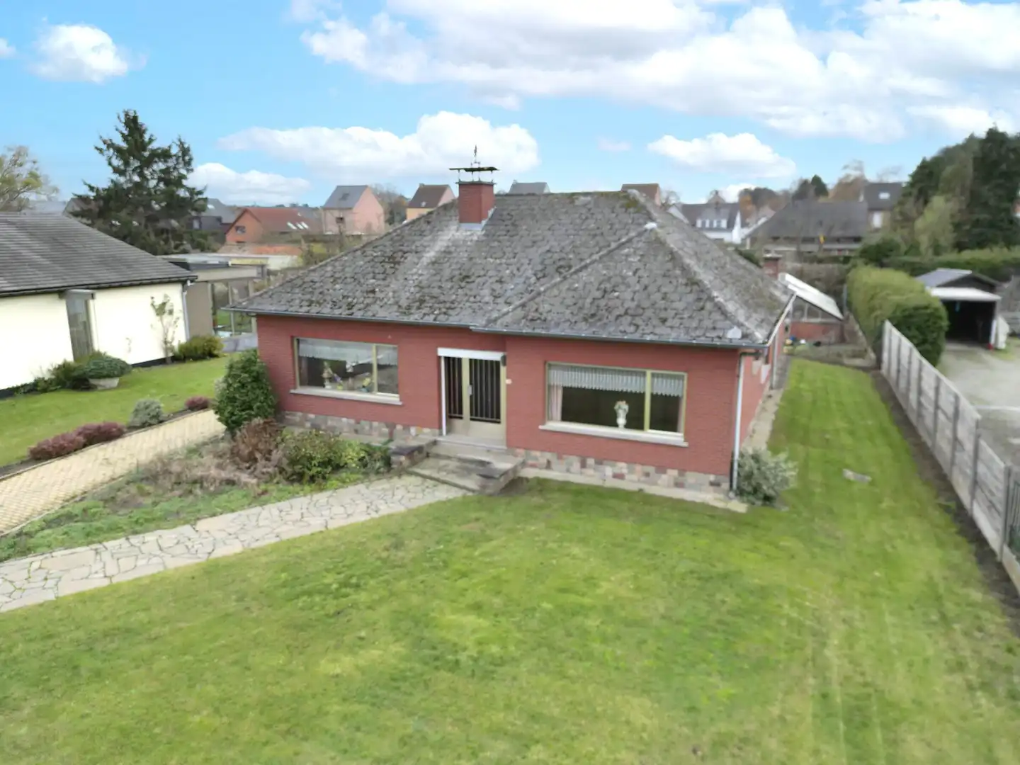 Vrijstaande laagbouwwoning op ruim perceel  foto 14