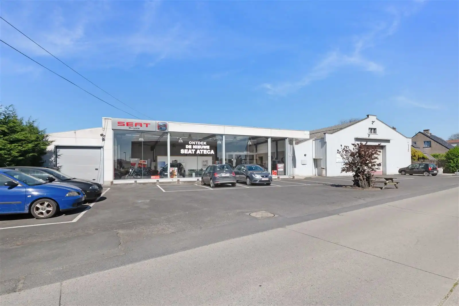 Functioneel bedrijfsgebouw te Kruisem! foto 2