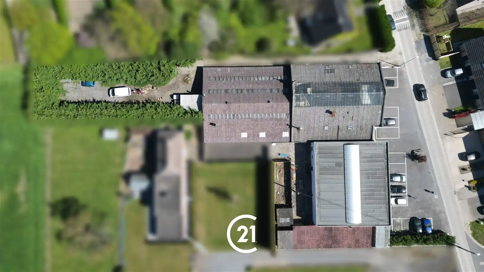 Functioneel bedrijfsgebouw te Kruisem! foto 2