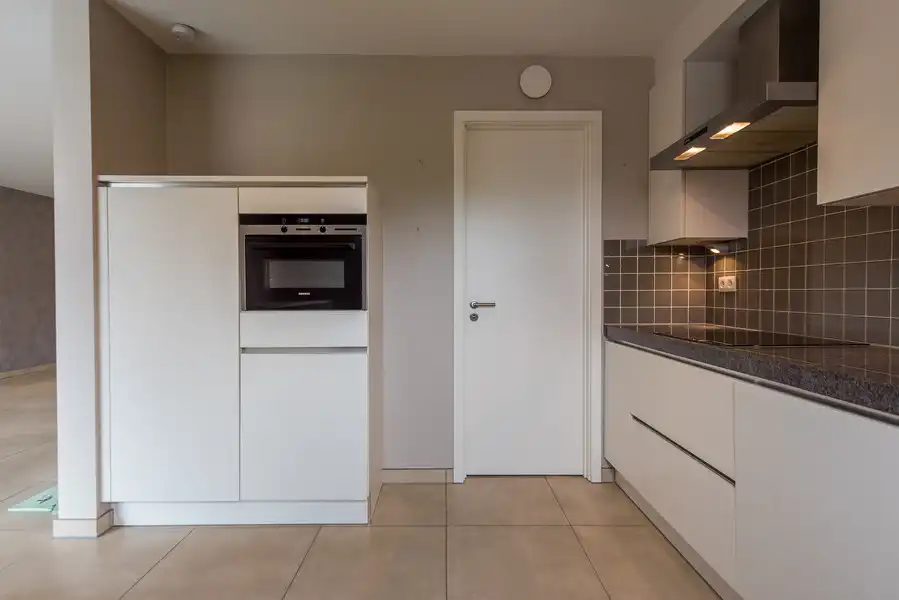 Instapklaar appartement van 107 m² in centrum Diepenbeek. foto 9
