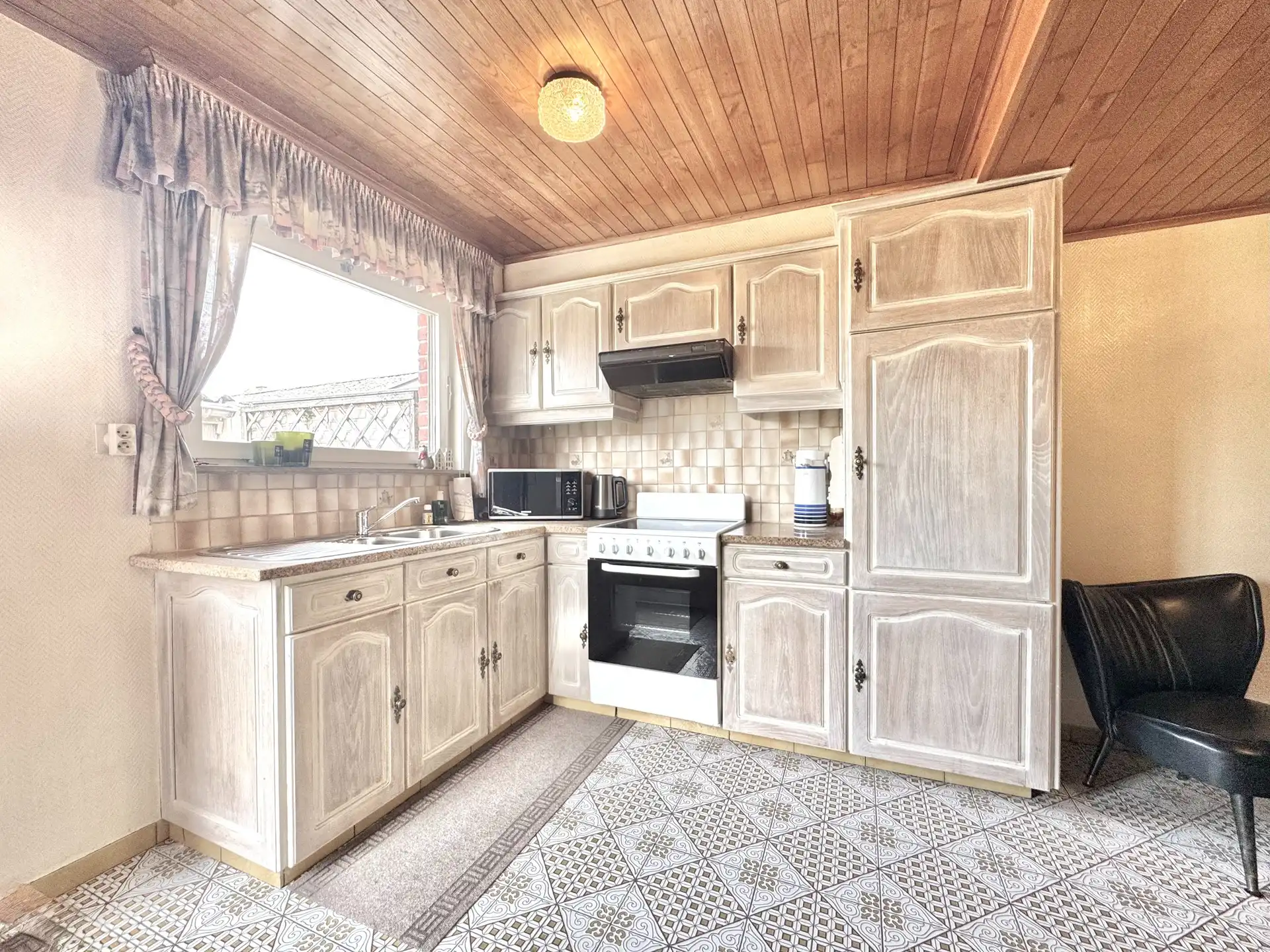 WONING | 4 KAMERS | TUIN| GARAGE | 157 M² foto 8