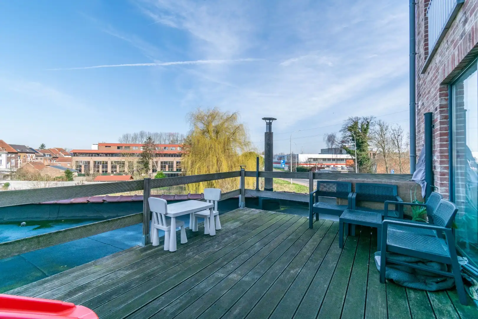 OPBRENGSTGEBOUW MET 4 RUIME APP + HANGAR (350m²)! foto 20