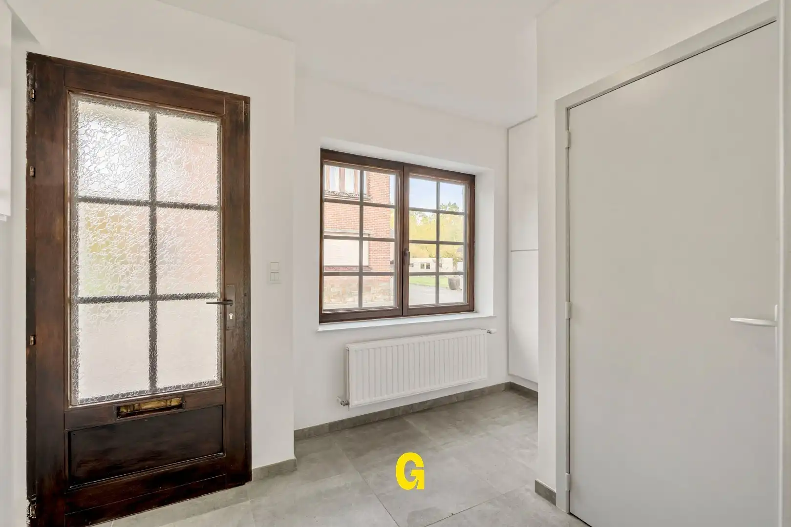 Vakkundig gerenoveerde woning met binnenkoer, tuin en bijgebouwen op 4a 62ca - EPC label B foto 6