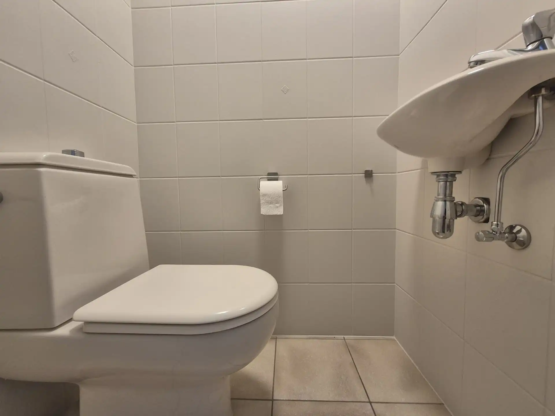 Ruim appartement met 2 slaapkamers, groot terras en garage foto 24