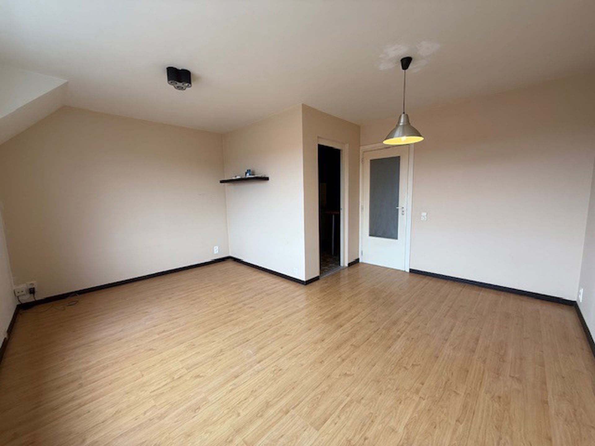 Gunstig gelegen éénslaapkamerappartement te Kessel-Lo foto 2
