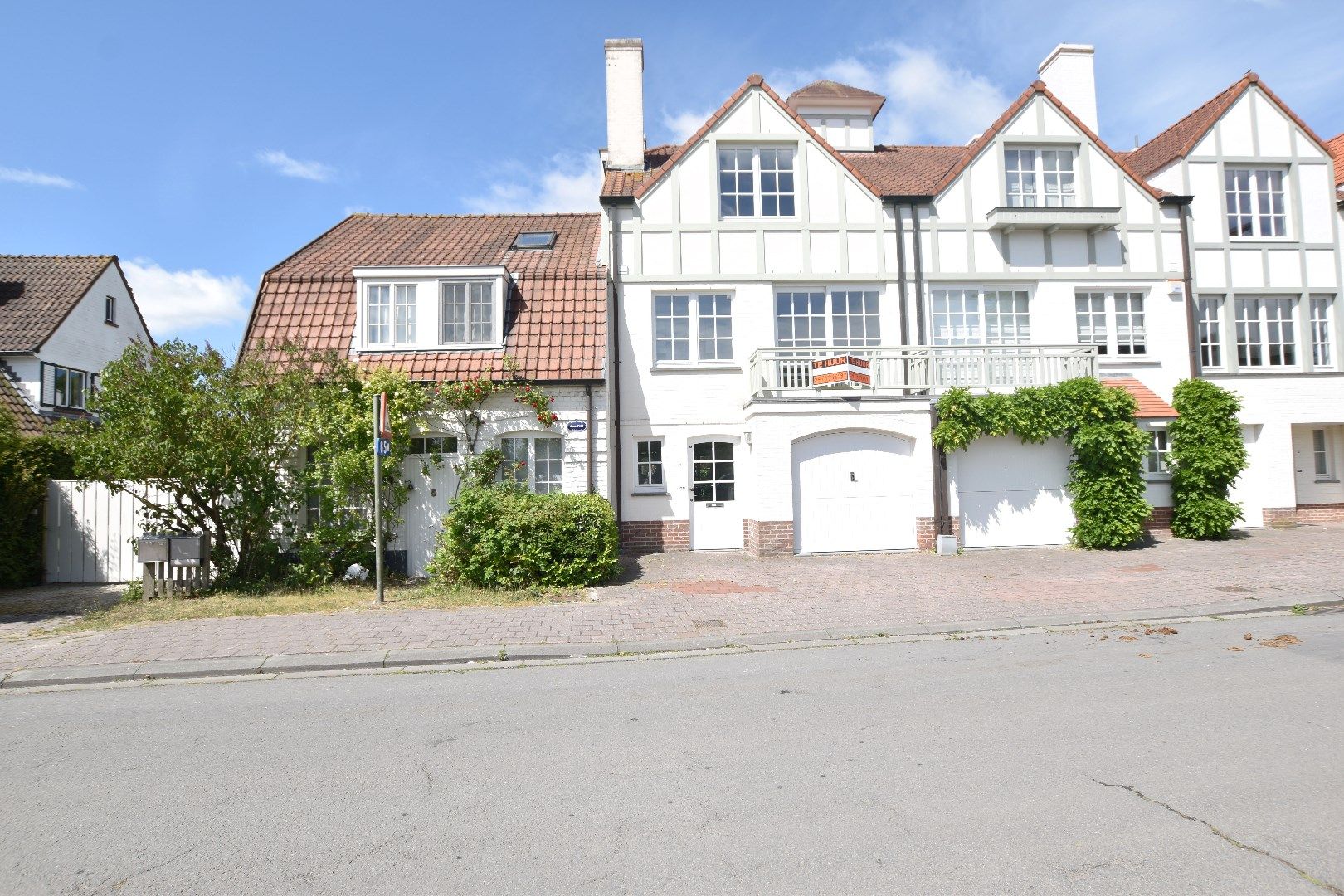 ()=>{if(producerUpdateValueVersion(node),producerAccessed(node),node.value===ERRORED)throw node.error;return node.value} Paulusstraat 34 - G - 8300 Knokke-Heist