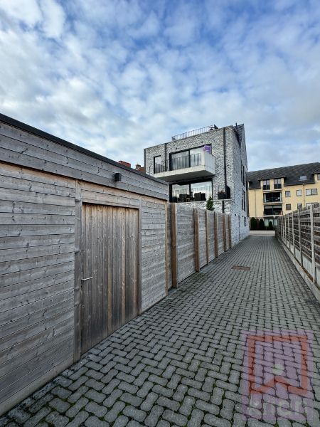 Recent luxeappartement (2021), 2 slpks, zonneterras, lift en carport – centrum Geel foto 17