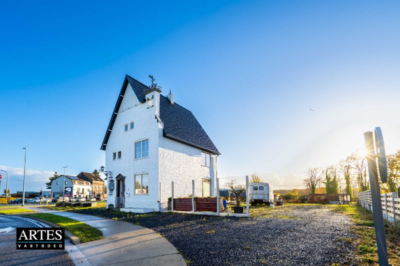 Charmante woning met 3 slaapkamers foto 2