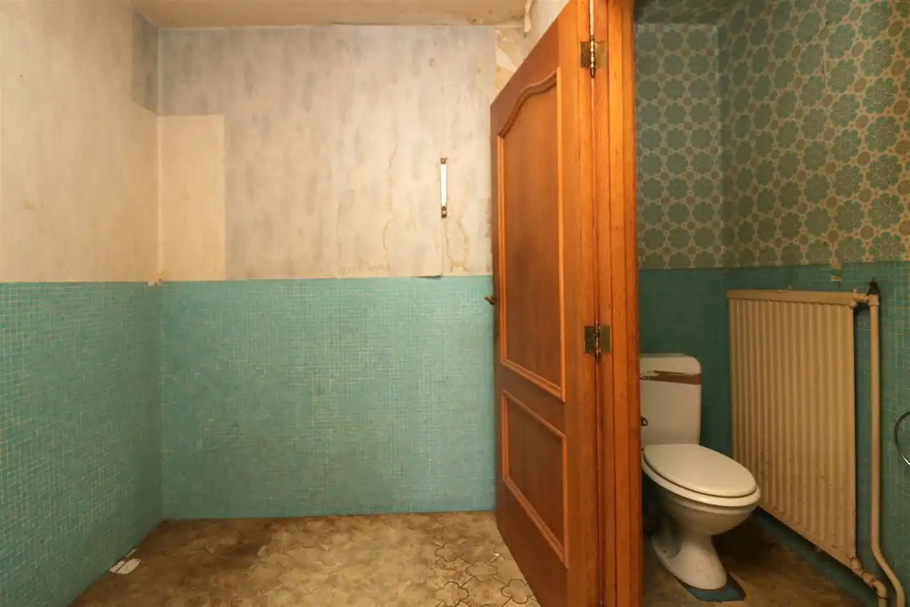 karaktervol, geliefde ligging, 6 slpk, te renoveren foto 53