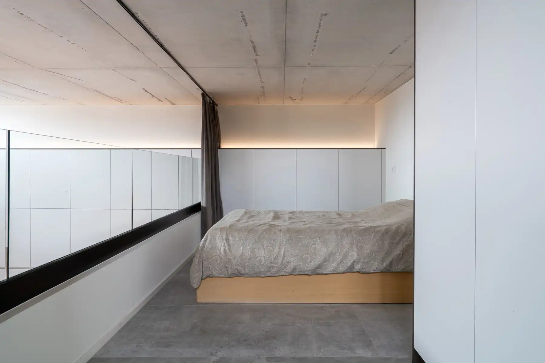 Stijlvol appartement (loft) met groot terras & 2 parkings... foto 10