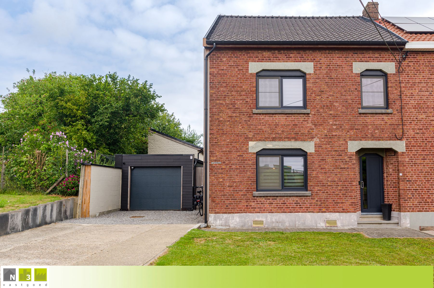 Huis te koop foto {{pictureIndex}}
